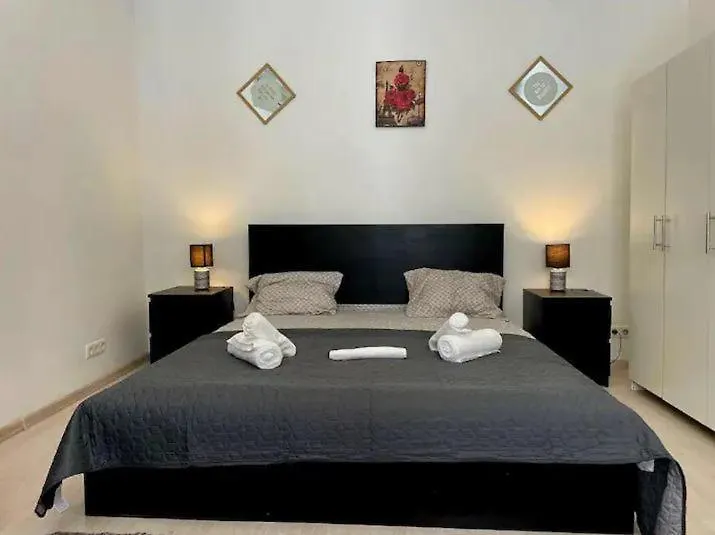 Appartement Downtown Studio Universitate - Walk To Old Town And Everywhere Boekarest
